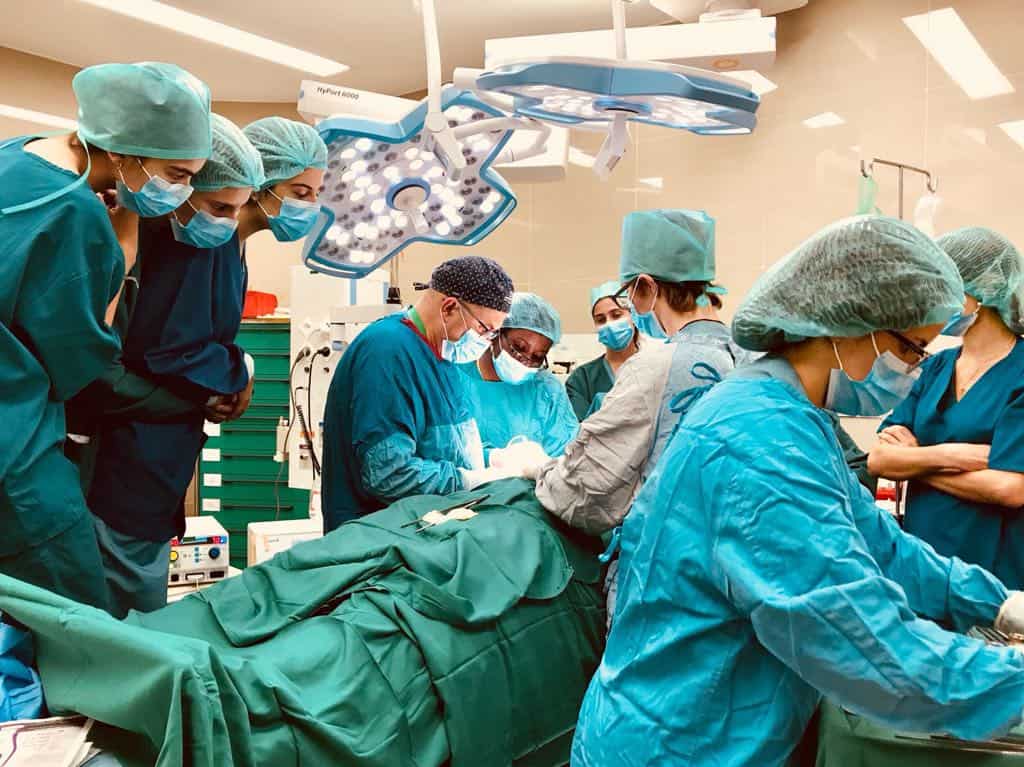 Médecins opérant grâce au projet SUSTAINABLE CERVIX CANCER SCREENING