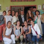 El equipo de comunicación conoció de primera mano las historias de algunos congoleños curados gracias a las ayudas de la Fundación de Amigos de Monkole. Entre ellos se encuentra Dieumerci, un niño de ocho años que en cuestión de un año se encuentra totalmente recuperado. Además, podrá ir al colegio junto a su hermano gracias al programa de becas. Otras de las familias visitadas tenían hijos que habían sido operados de raquitismo.