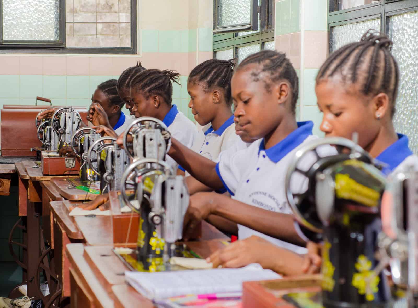 ISEM apoyará un proyecto de capacitación de mujeres vulnerables